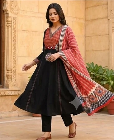 Gurjari print and applique work neck yoke with dupatta