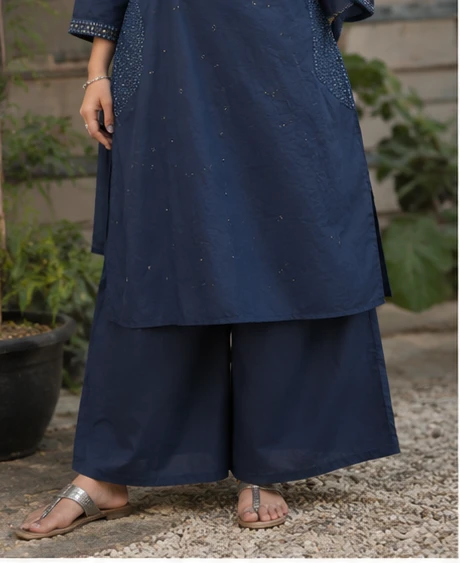 Mirror work yoke with dupatta