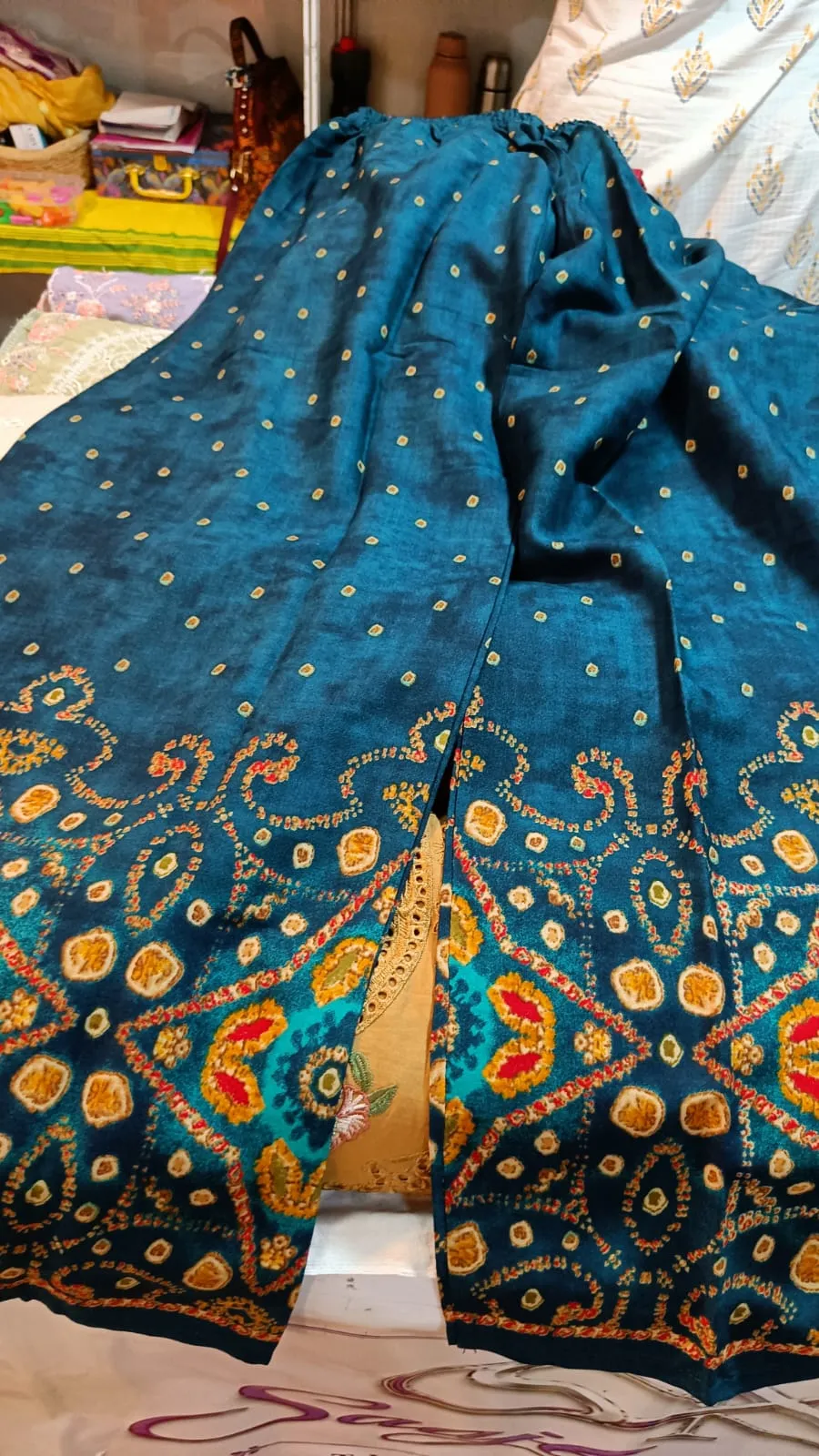 Cord set 2 pc. Printed at hem