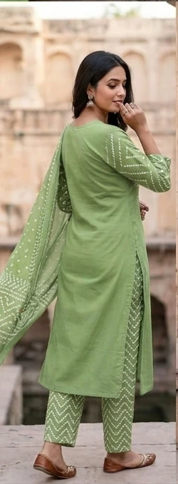 Mal cotton Bandani suit with Dupatta
